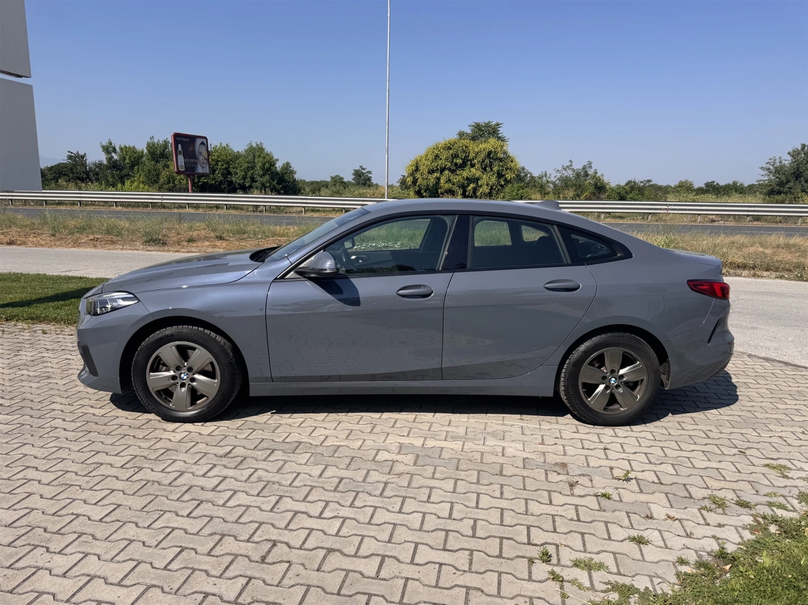 BMW 218 Гран Купе, снимка 3 - Автомобили и джипове - 55837372