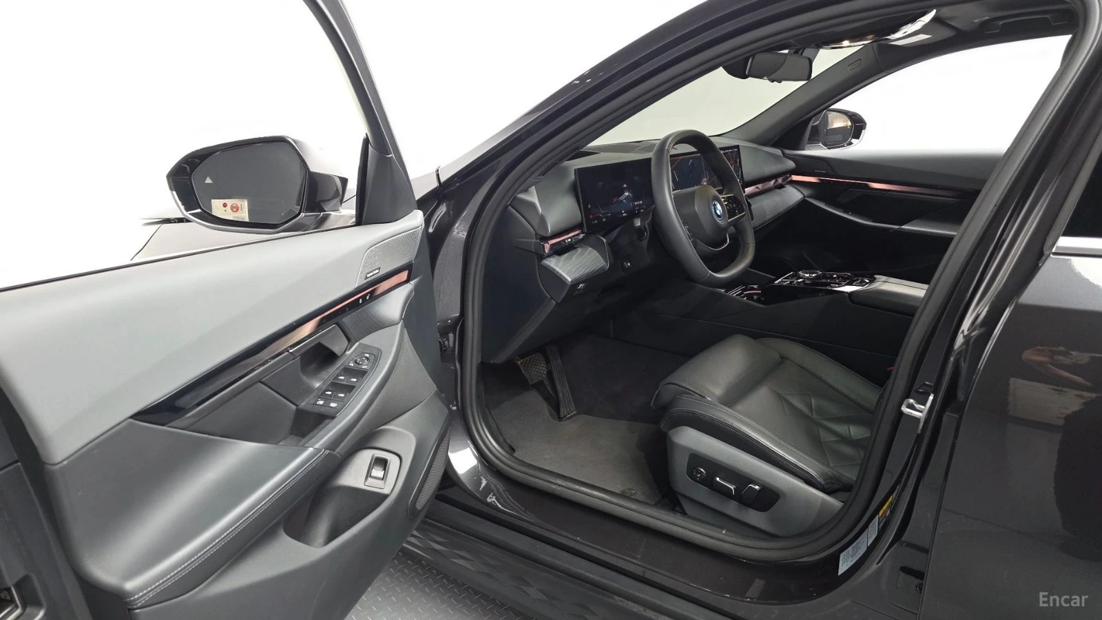 BMW i5 eDRIVE40| 340HP| PANO| HUD| 360| HK, снимка 9 - Автомобили и джипове - 56113681
