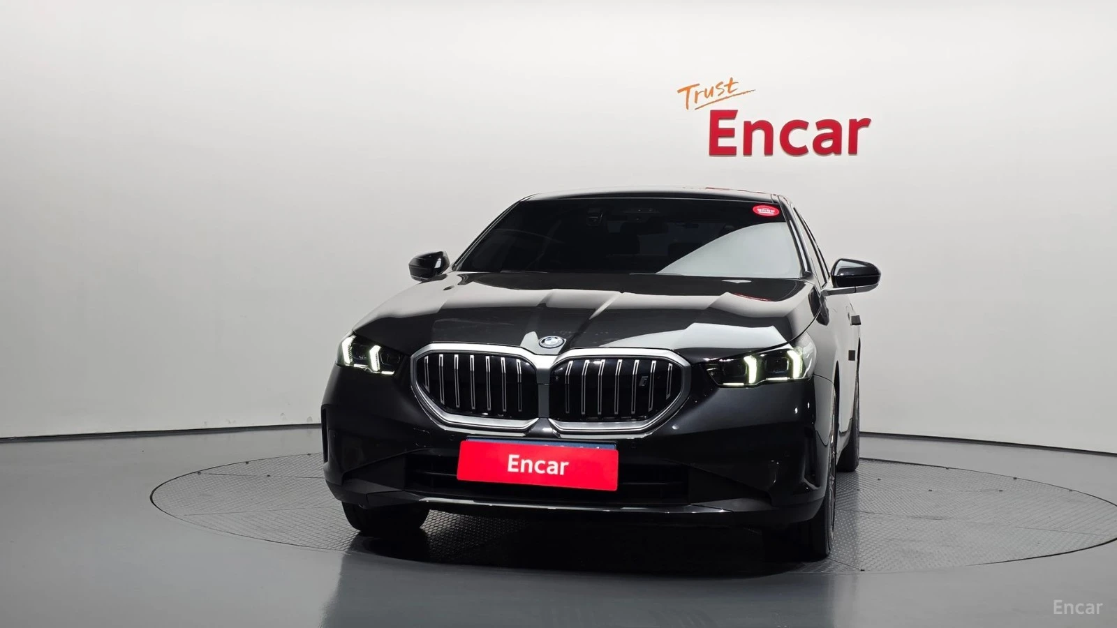 BMW i5 eDRIVE40| 340HP| PANO| HUD| 360| HK, снимка 3 - Автомобили и джипове - 56113681