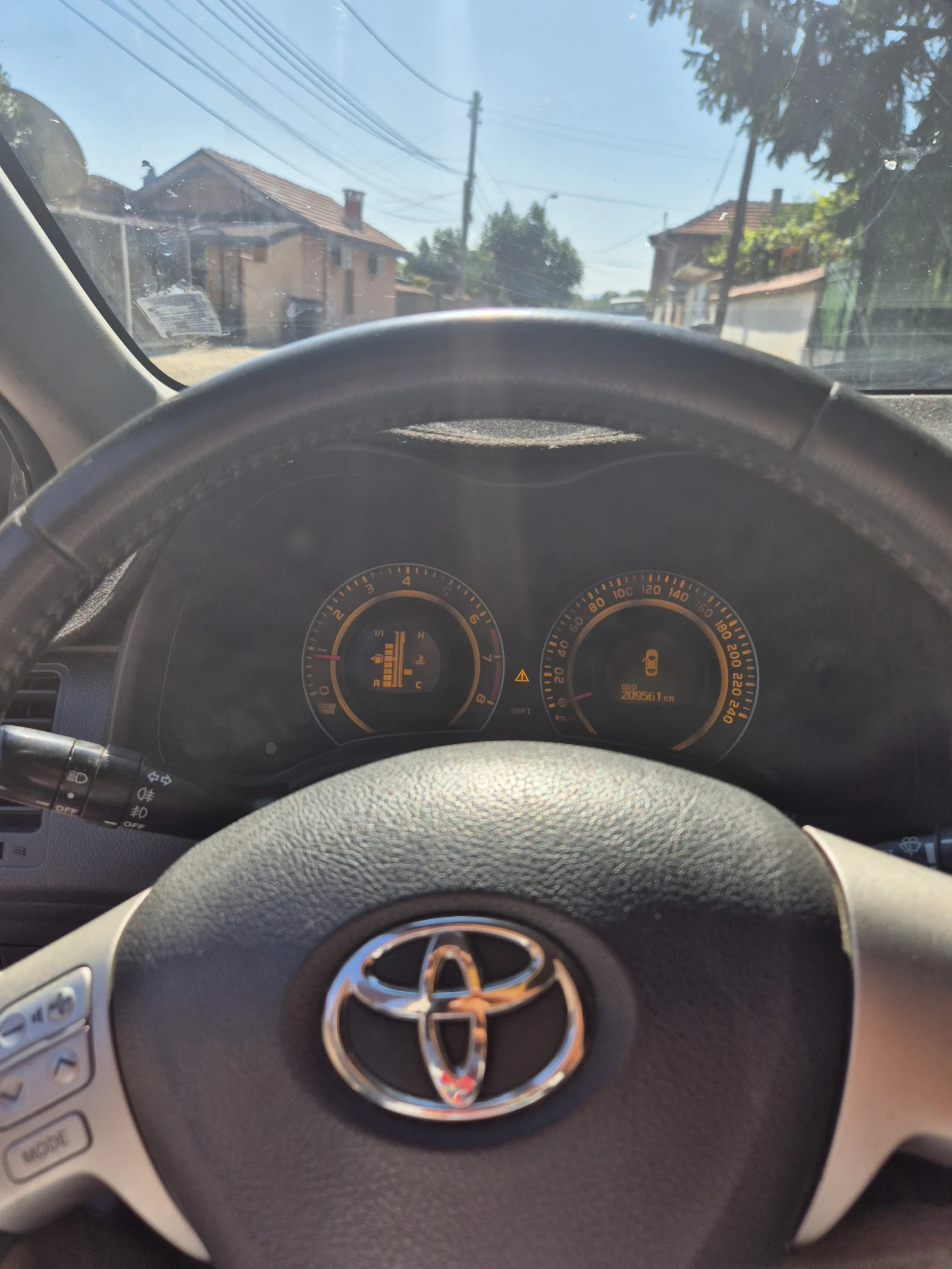 Toyota Corolla LPG, снимка 7 - Автомобили и джипове - 56161150
