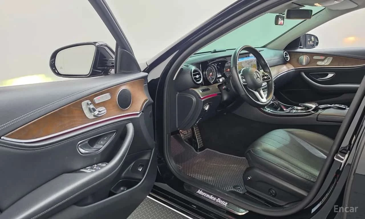 Mercedes-Benz E 220 d 4MATIC Exclusive/����������� | Mobile.bg � ����������� 10