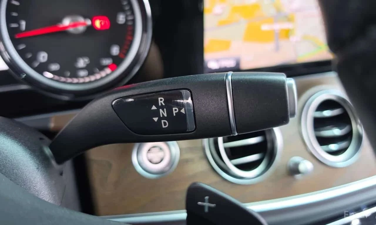 Mercedes-Benz E 220 d 4MATIC Exclusive/����������� | Mobile.bg � ����������� 9