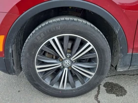 VW Tiguan Highline /CARFAX/ НАВИ/ПОДГРЕВ/КОЖА/4Х4/ПАНОРАМА, снимка 4 - Автомобили и джипове - 53700294