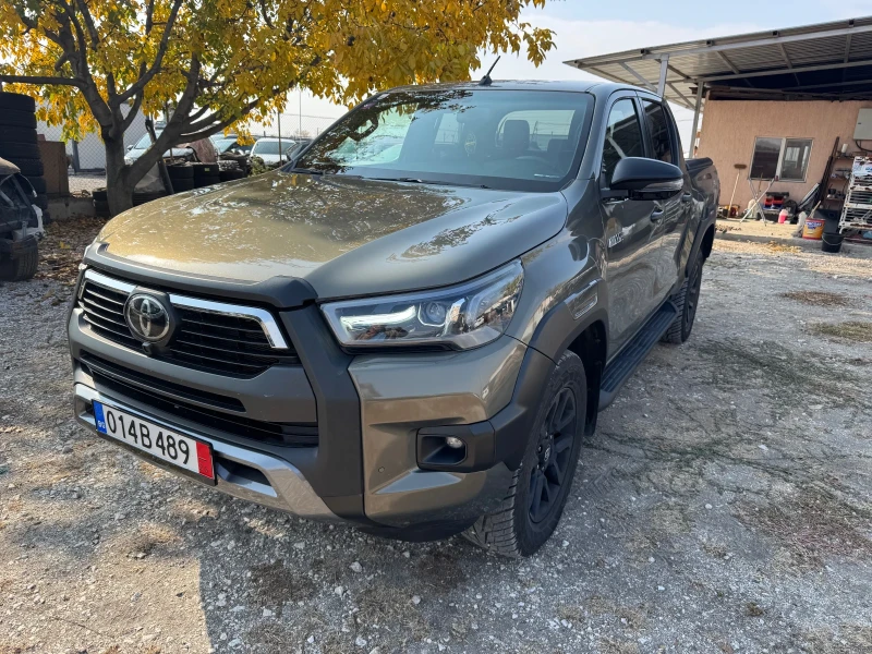 Toyota Hilux 2.8d4-d invincible , снимка 1 - Автомобили и джипове - 47779849