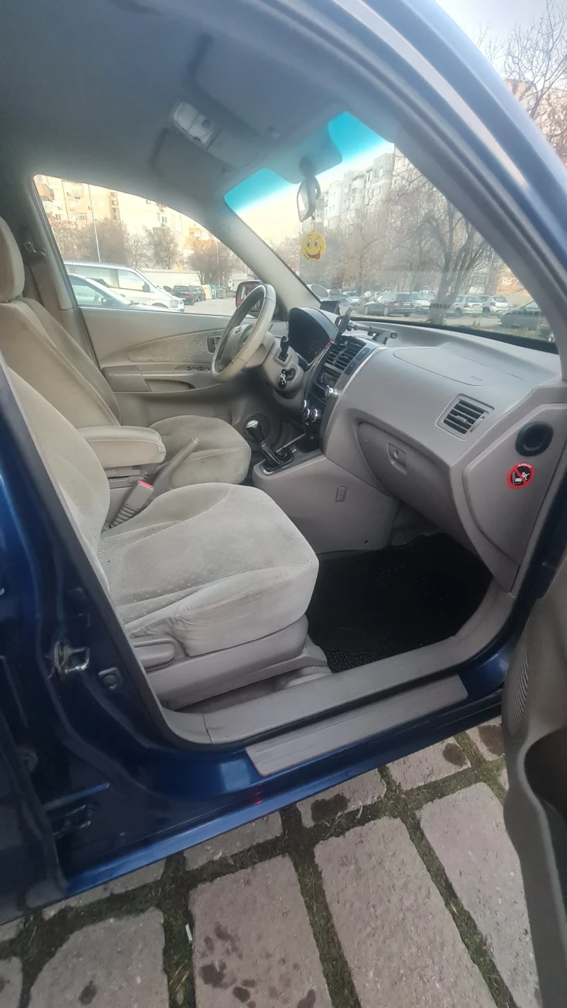 Hyundai Tucson, снимка 5 - Автомобили и джипове - 48732225