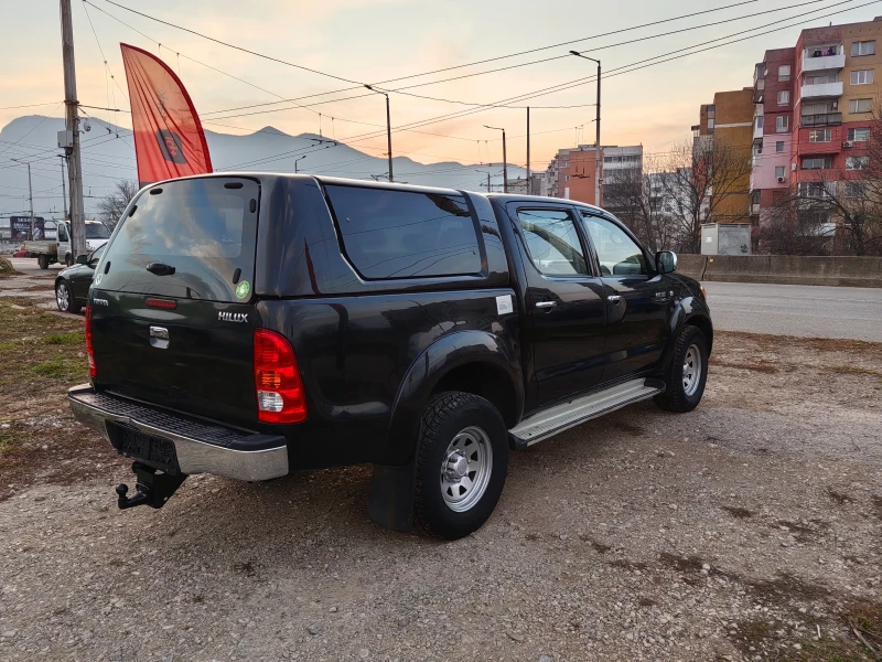 Toyota Hilux 2.5 td  120ps. 4x4, снимка 8 - Автомобили и джипове - 48922350