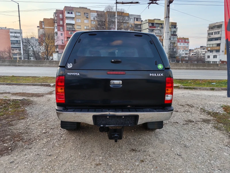 Toyota Hilux 2.5 td  120ps. 4x4, снимка 6 - Автомобили и джипове - 48922350