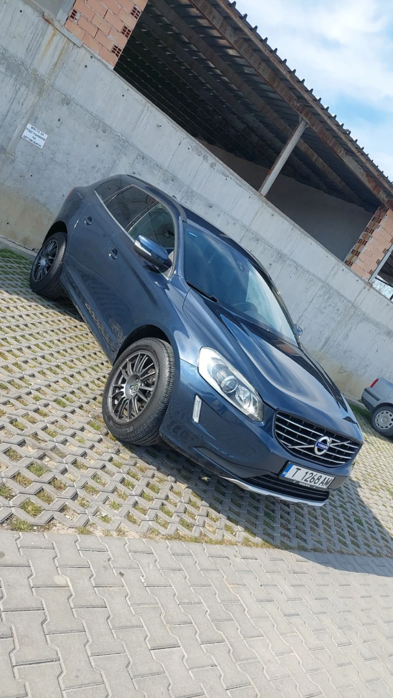 Volvo XC60 D4, снимка 14 - Автомобили и джипове - 49184430