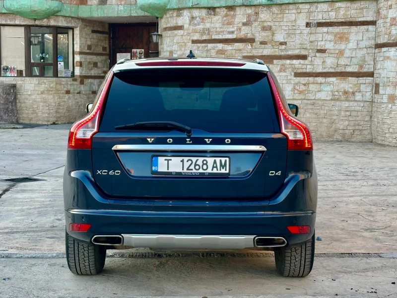 Volvo XC60 D4, снимка 7 - Автомобили и джипове - 49184430