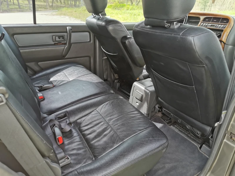 Isuzu Trooper, снимка 13 - Автомобили и джипове - 51360806