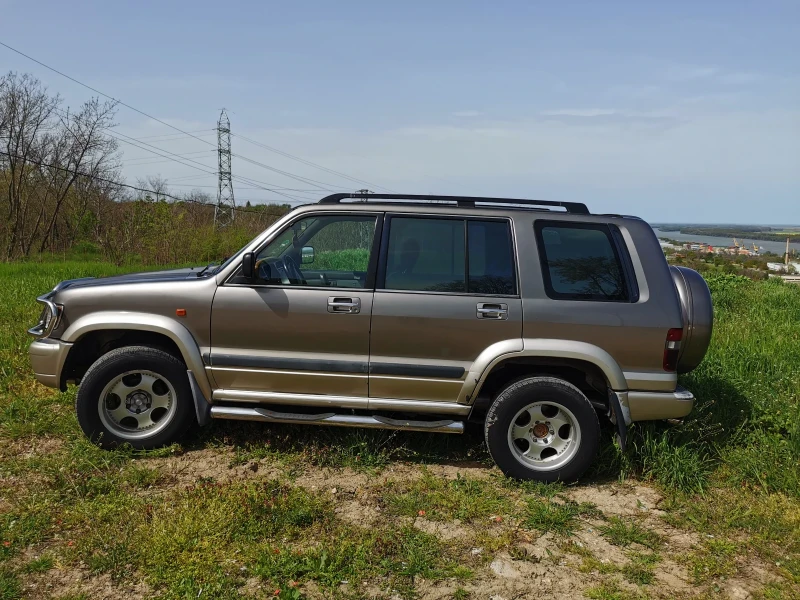 Isuzu Trooper, снимка 5 - Автомобили и джипове - 51360806