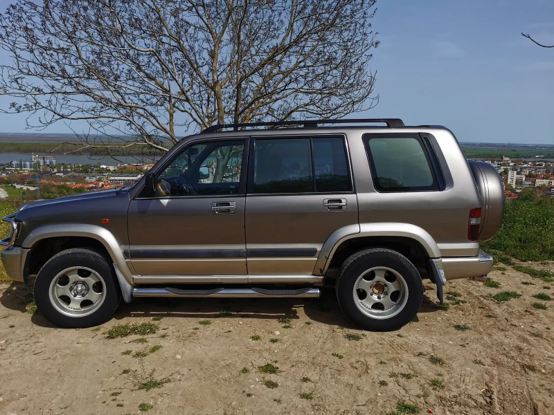 Isuzu Trooper, снимка 17 - Автомобили и джипове - 51360806