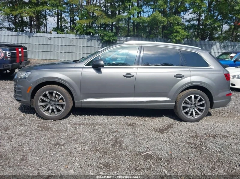 Audi Q7 * 3.0T PREMIUM * CARFAX * КРАЙНА ЦЕНА ДО БГ* КЛИП, снимка 4 - Автомобили и джипове - 52628511