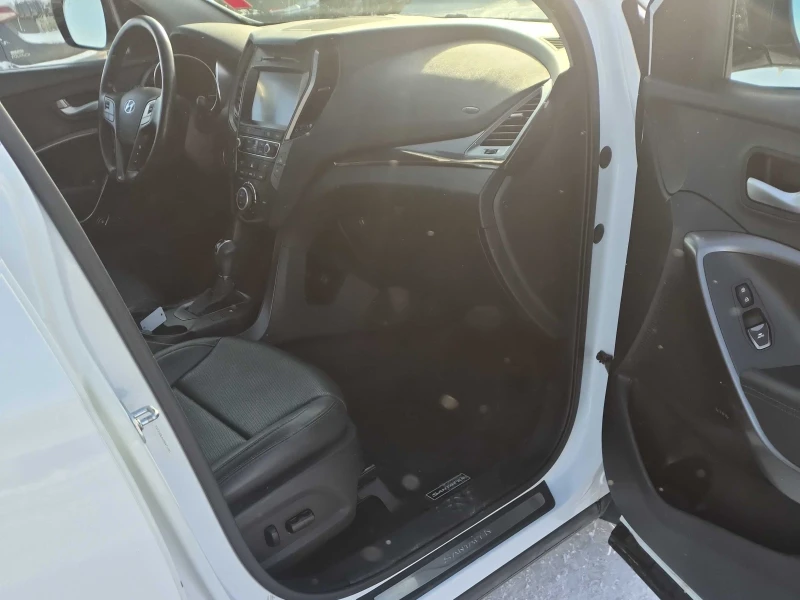 Hyundai Santa fe * Sport Limited* AWD* CARFAX* АВТО КРЕДИТ* , снимка 10 - Автомобили и джипове - 53219145