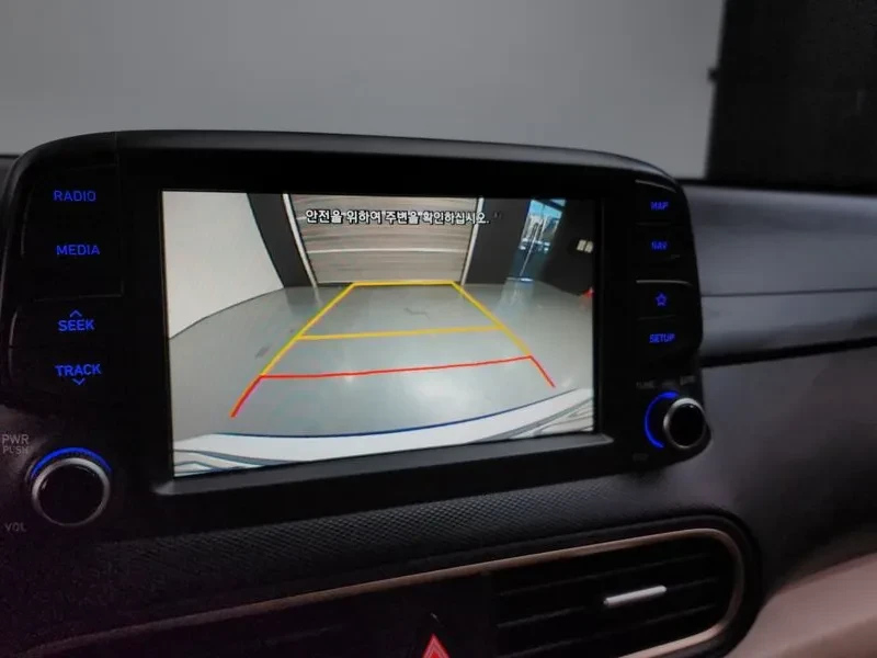 Hyundai Kona 1.6Т, снимка 16 - Автомобили и джипове - 54253006