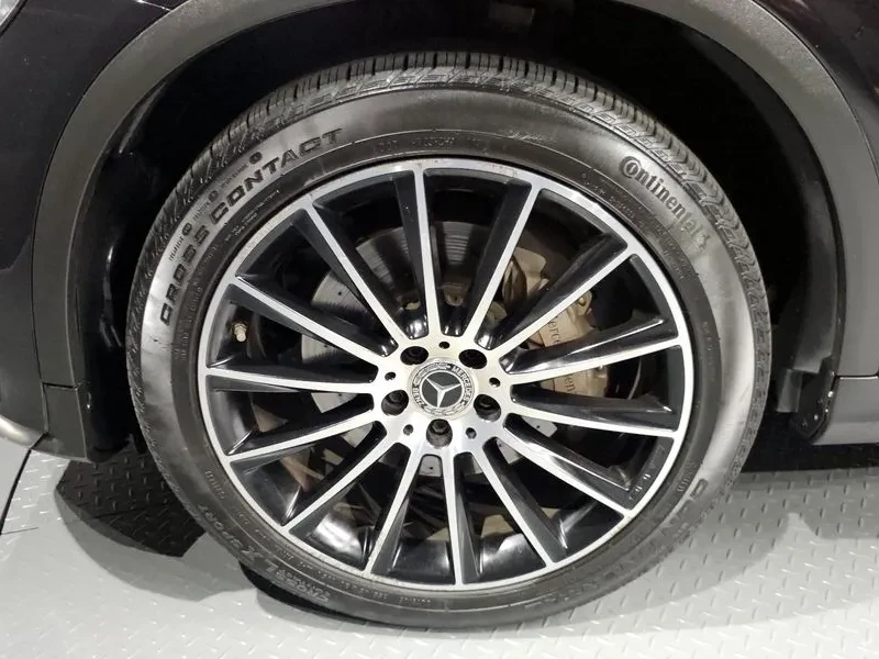 Mercedes-Benz GLC 300 4MATIC AMG LINE COUPE, снимка 5 - Автомобили и джипове - 55923526