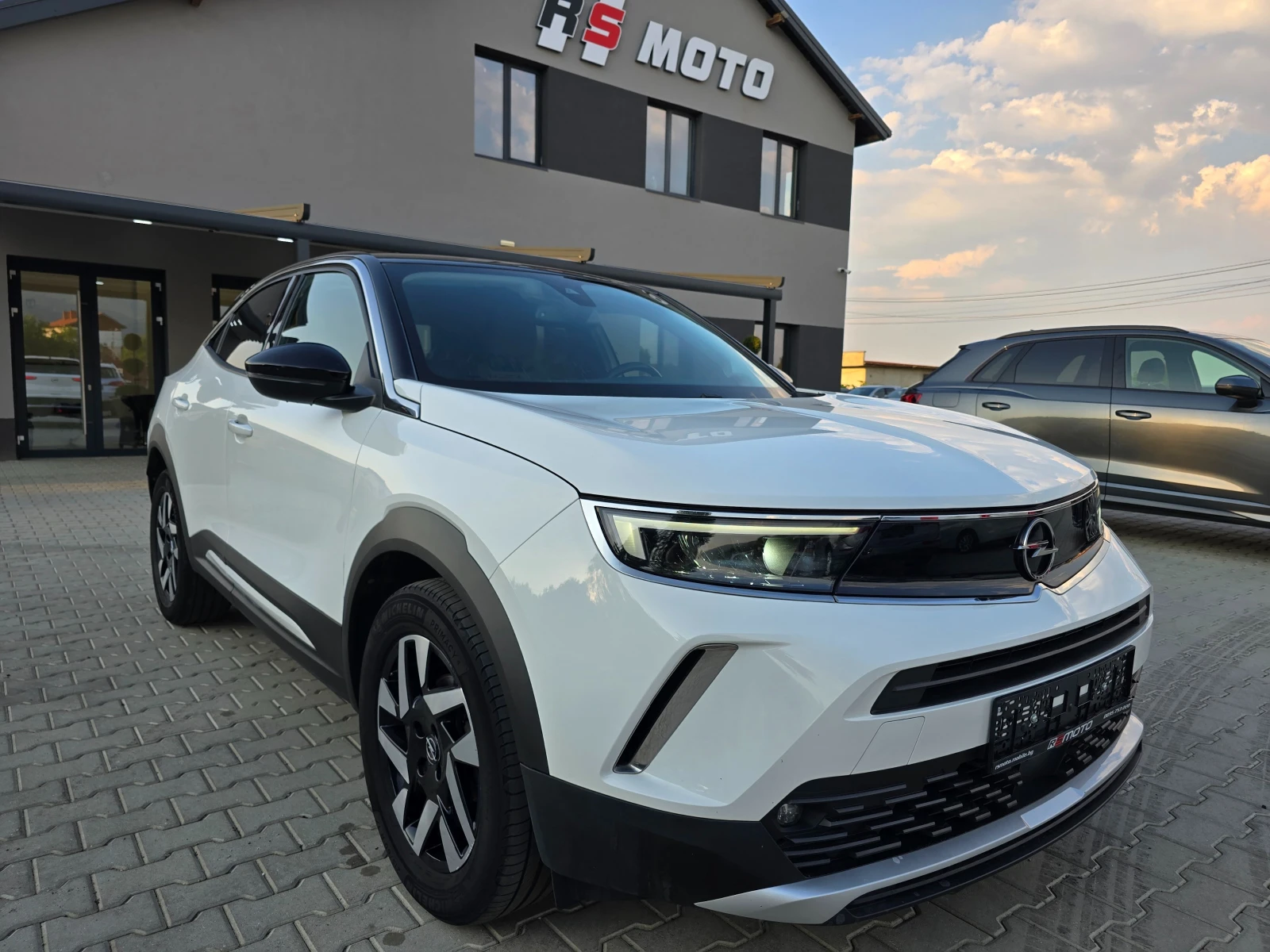 Opel Mokka 1.2T, Камера 360, Лед адаптив, Нави, 2022г., снимка 1