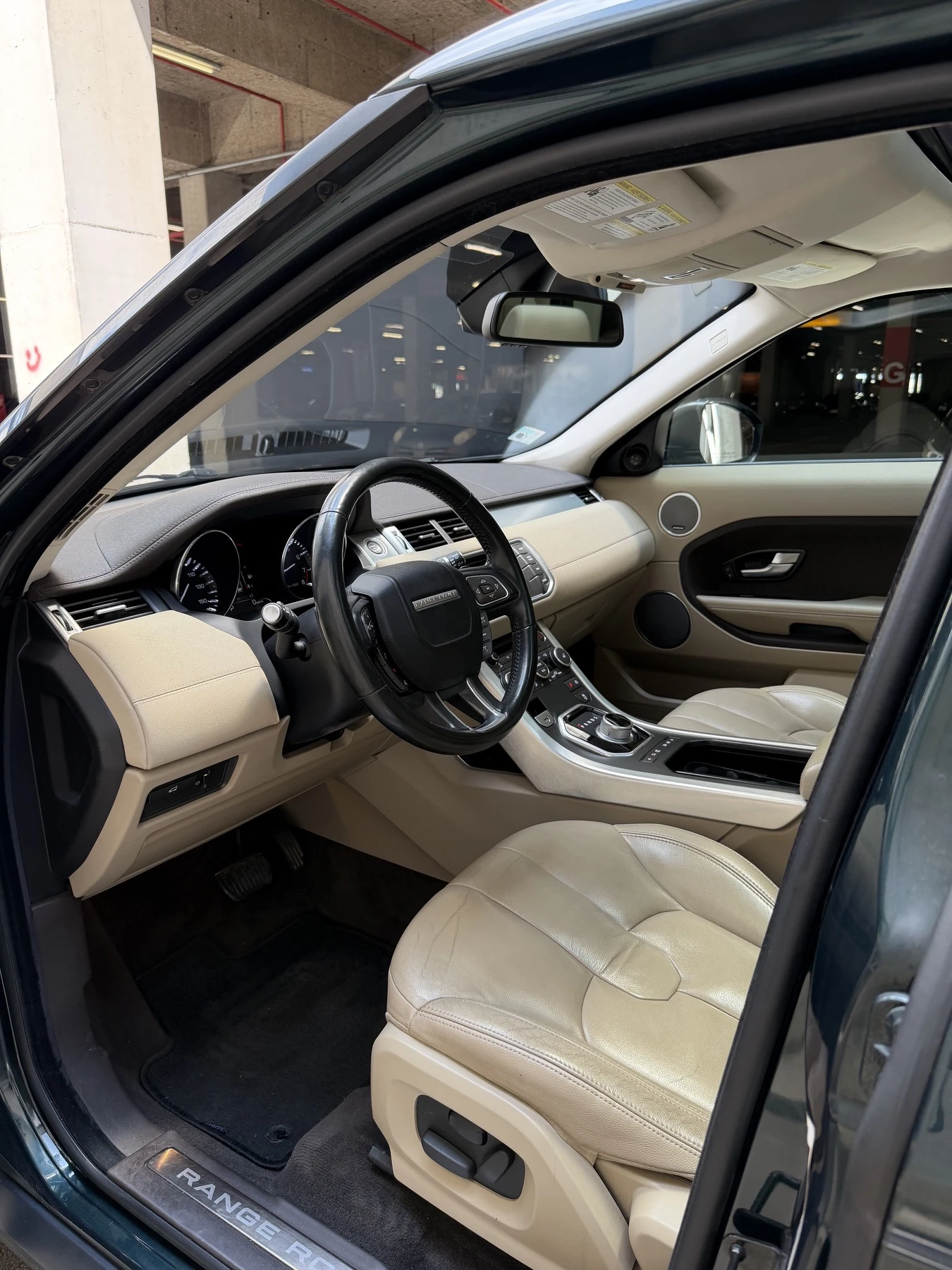 Land Rover Range Rover Evoque, снимка 13 - Автомобили и джипове - 55048064
