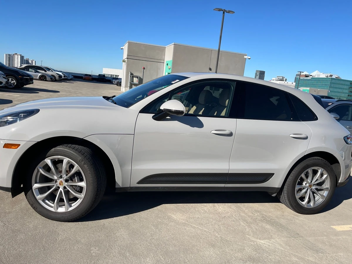 Porsche Macan * * CARFAX * * АВТО КРЕДИТ * *  - изображение 3