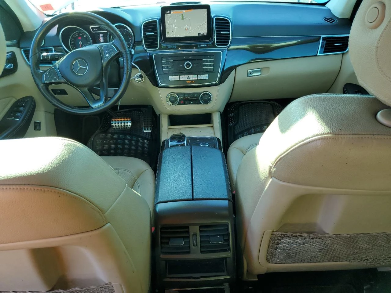 Mercedes-Benz GLE 400 4MATIC/AMG/АВТОФИНАНСИРАНЕ - изображение 8