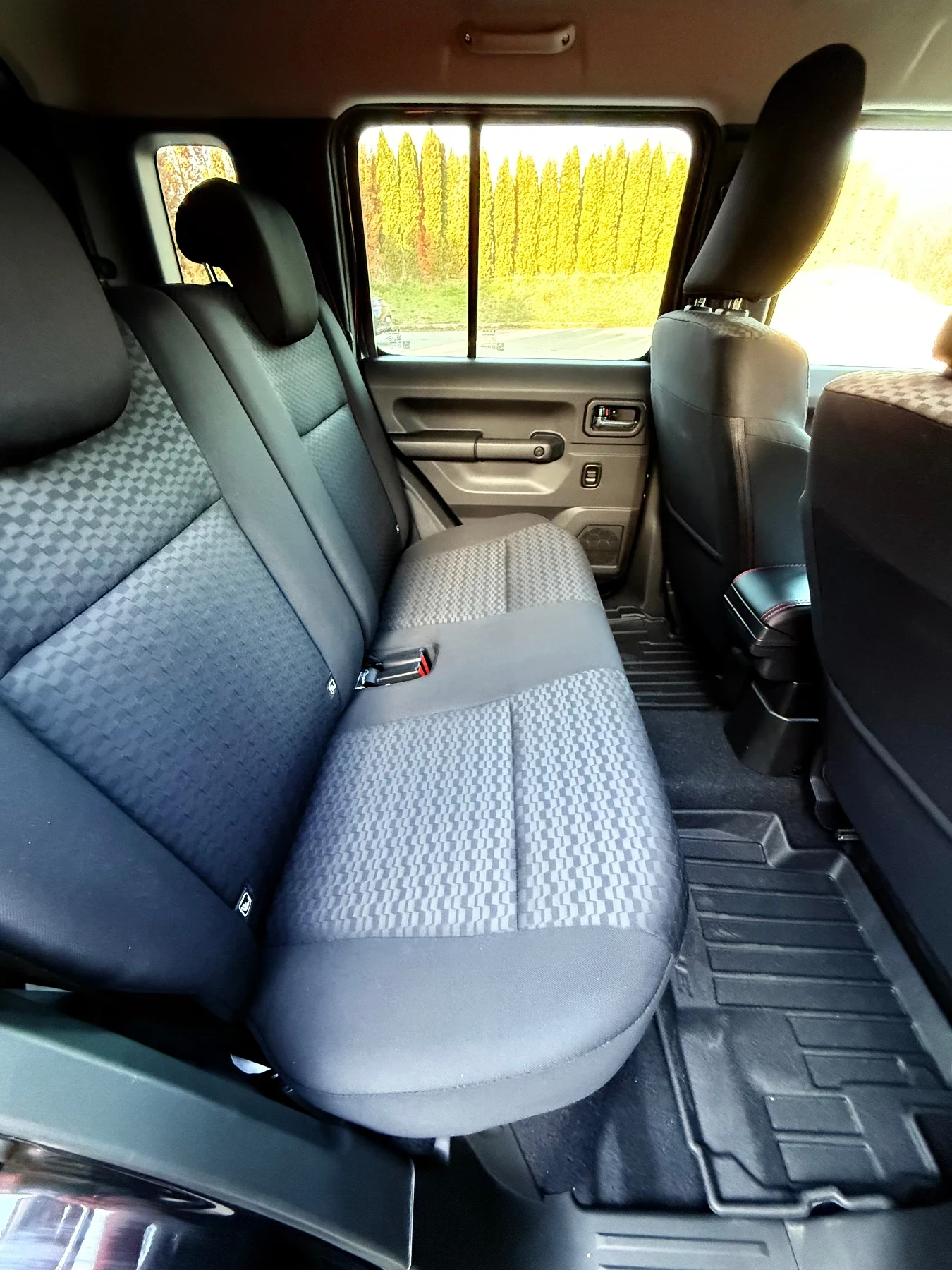 Suzuki Jimny ����� ����! ���!  | Mobile.bg � ����������� 12