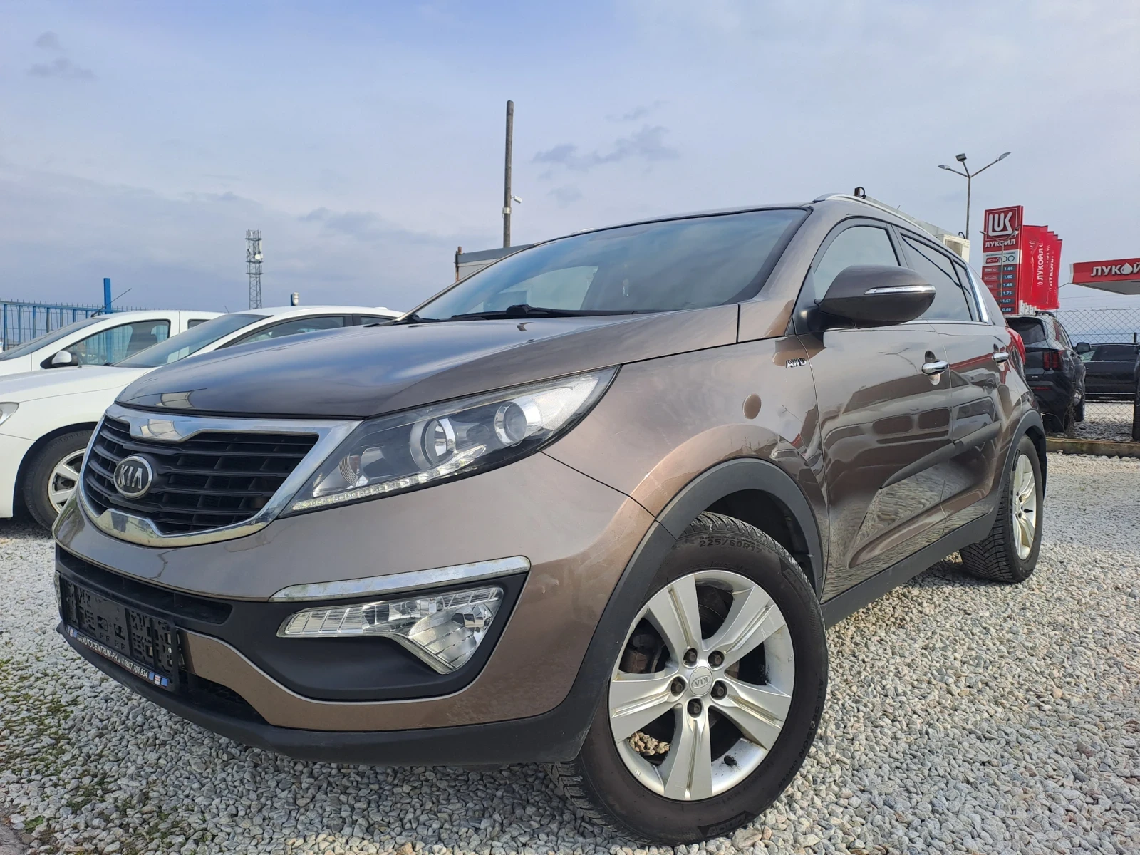 Kia Sportage 2, 0CRDI, 4/4, 6ск, снимка 3 - Автомобили и джипове - 53925141
