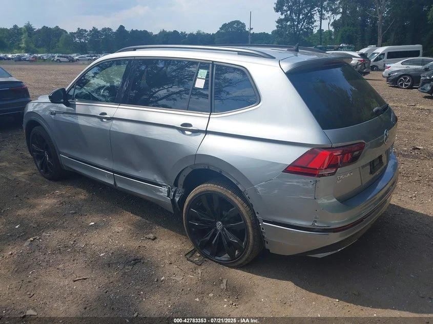 VW Tiguan * R-Line Black* , снимка 3 - Автомобили и джипове - 53958627