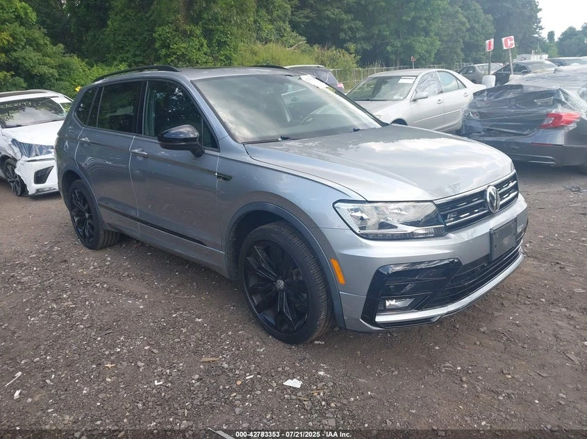 VW Tiguan * R-Line Black*  | Auto.bg — изображение 1