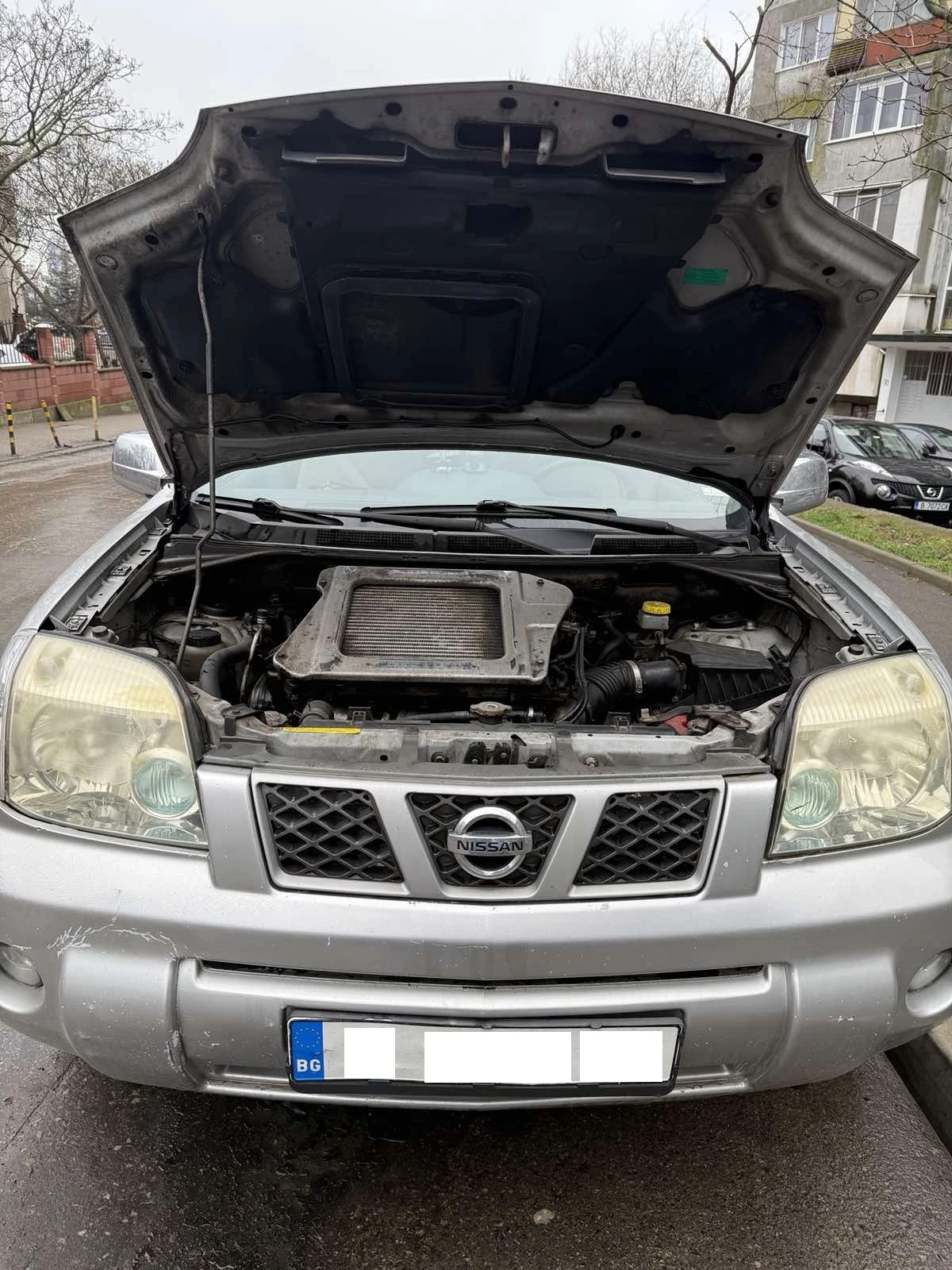 Nissan X-trail, снимка 9 - Автомобили и джипове - 54030258