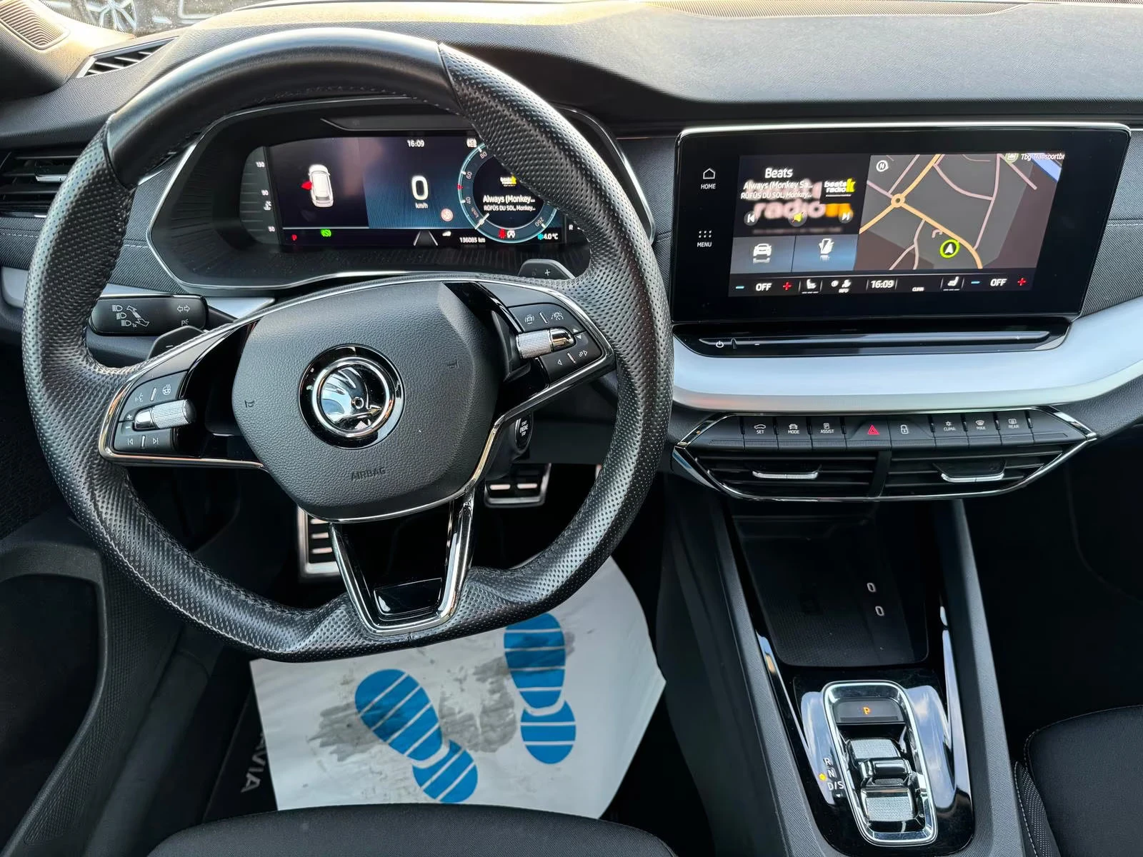 Skoda Octavia 2.0TDI/150HP/SPORT/CAM/HUD/MEMO/ACC/LED/NAVI/126q, снимка 8 - Автомобили и джипове - 54110028