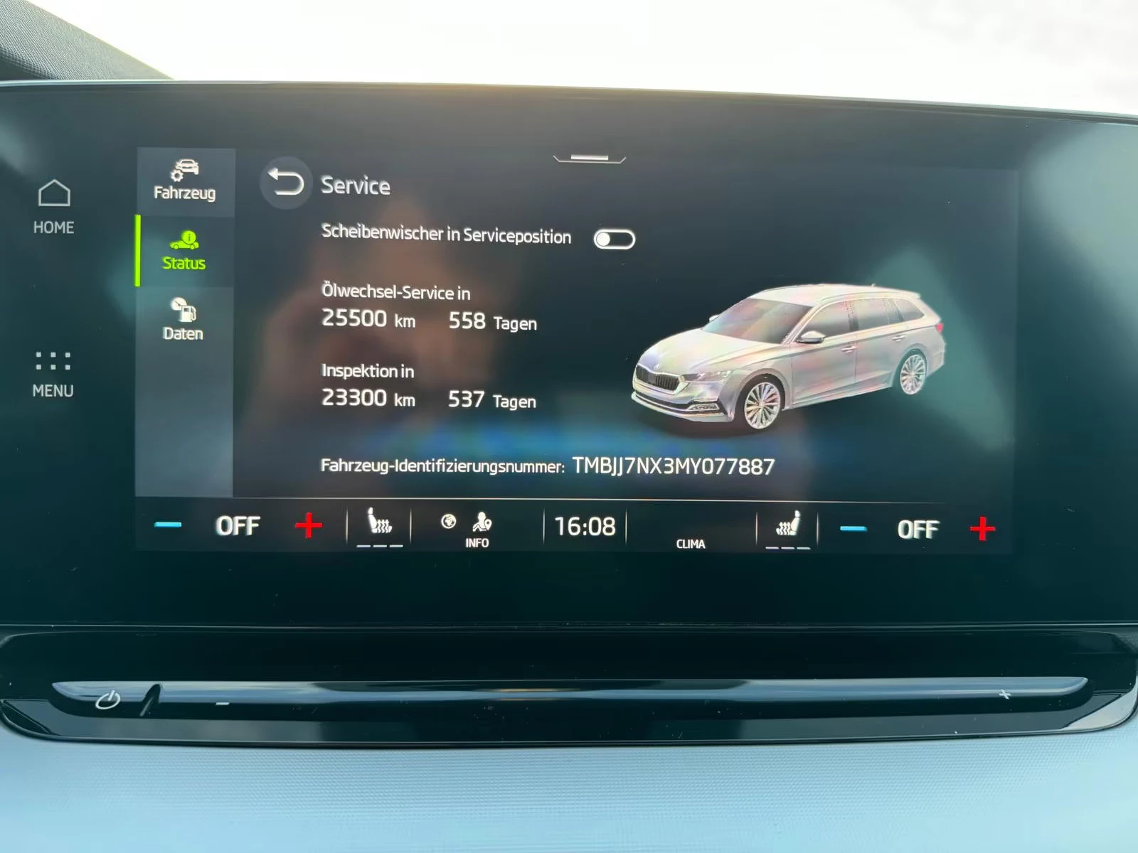 Skoda Octavia 2.0TDI/150HP/SPORT/CAM/HUD/MEMO/ACC/LED/NAVI/126q, снимка 9 - Автомобили и джипове - 54110028