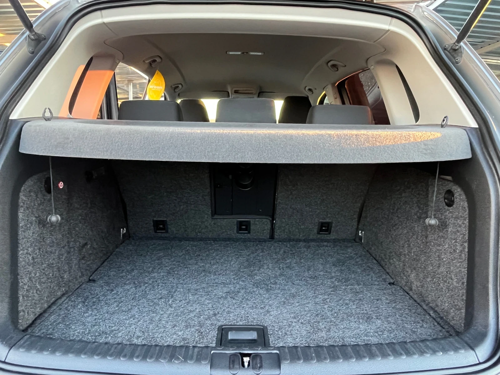 VW Tiguan 2.0TDI 143�� | Mobile.bg � ����������� 10