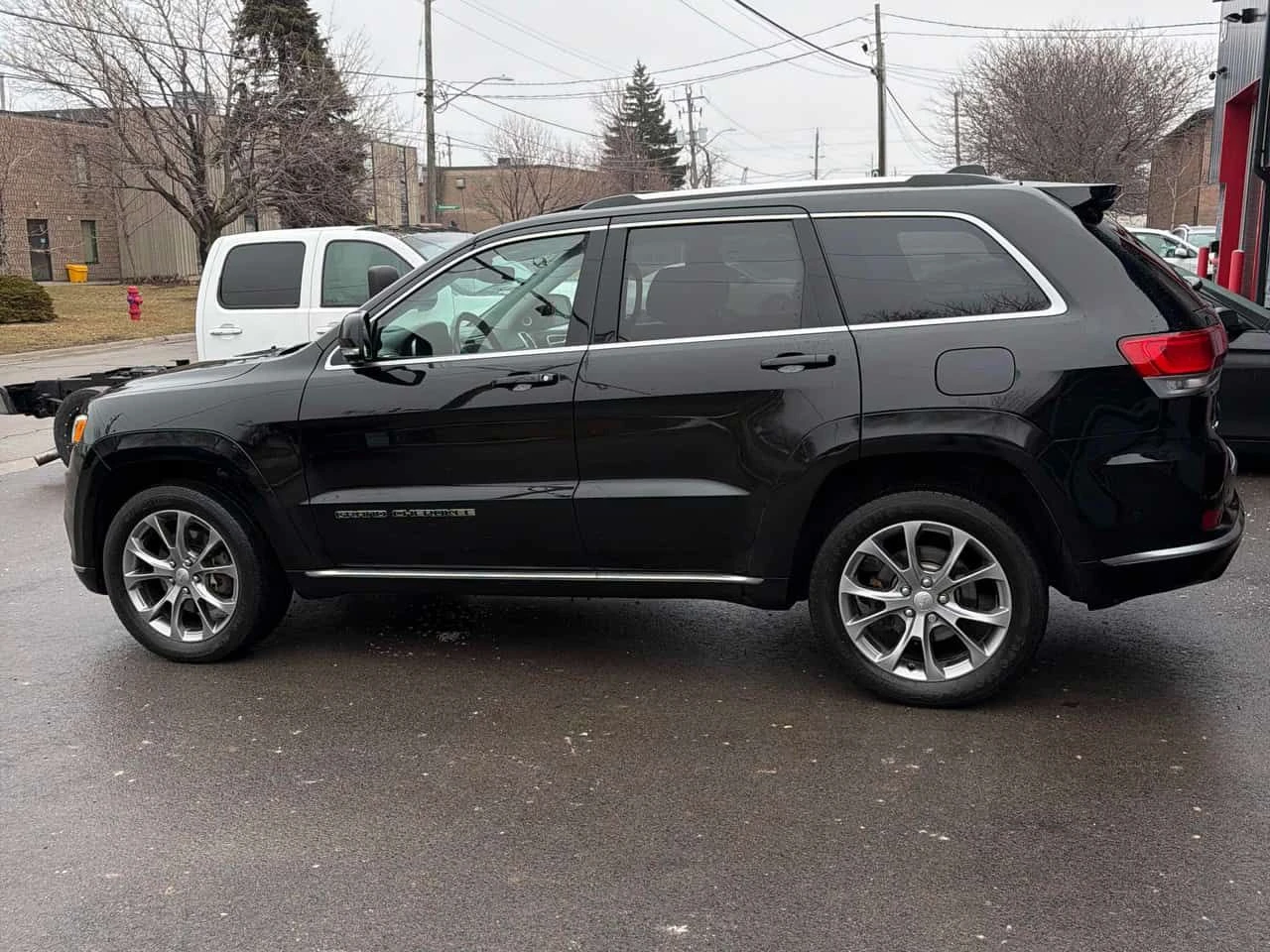 Jeep Grand cherokee * Summit * ДИСТРОНИК * ПАНОРАМА * ПОДГРЕВ, снимка 4 - Автомобили и джипове - 54258295