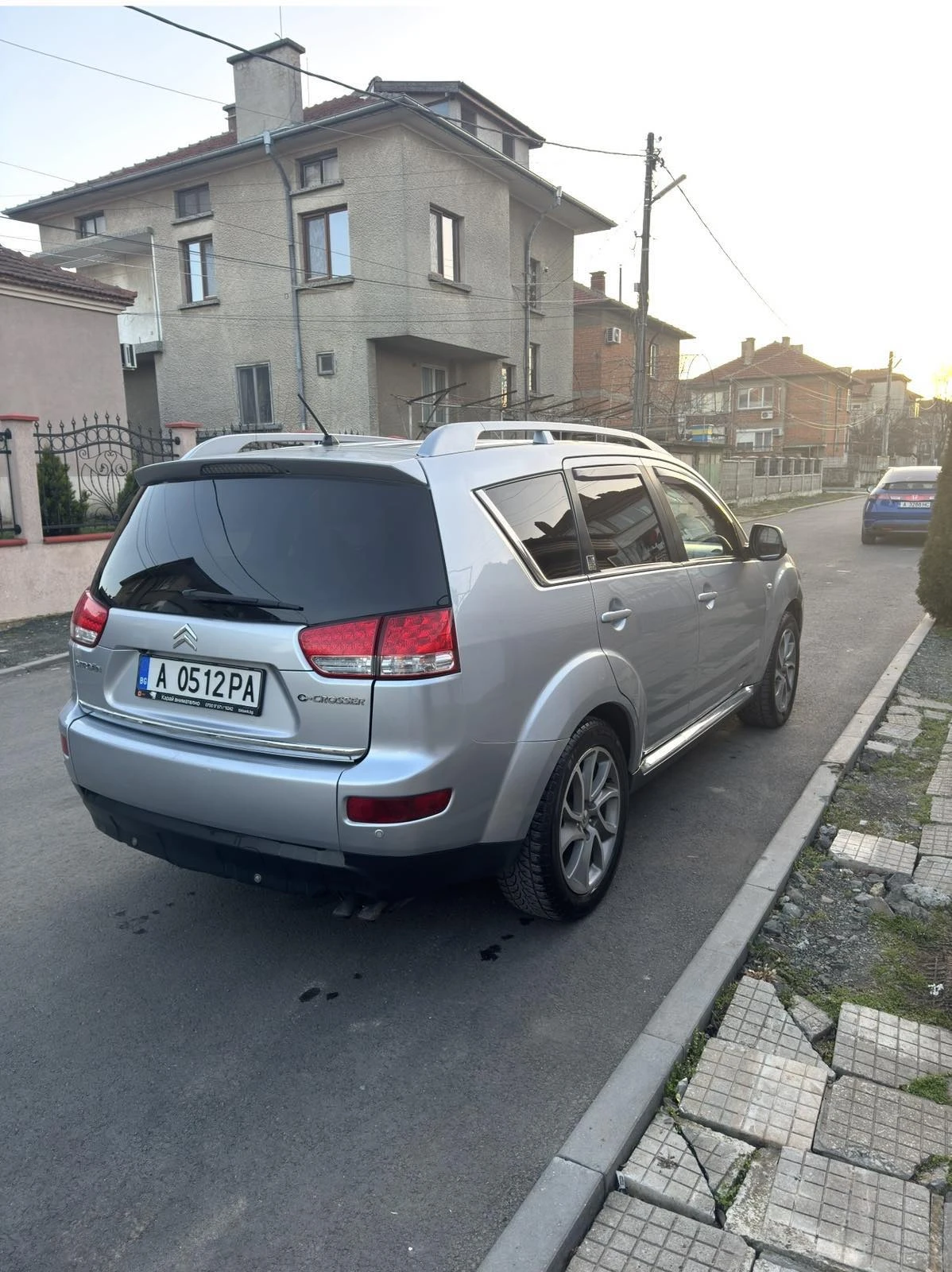 Citroen C-Crosser, снимка 7 - Автомобили и джипове - 54615116