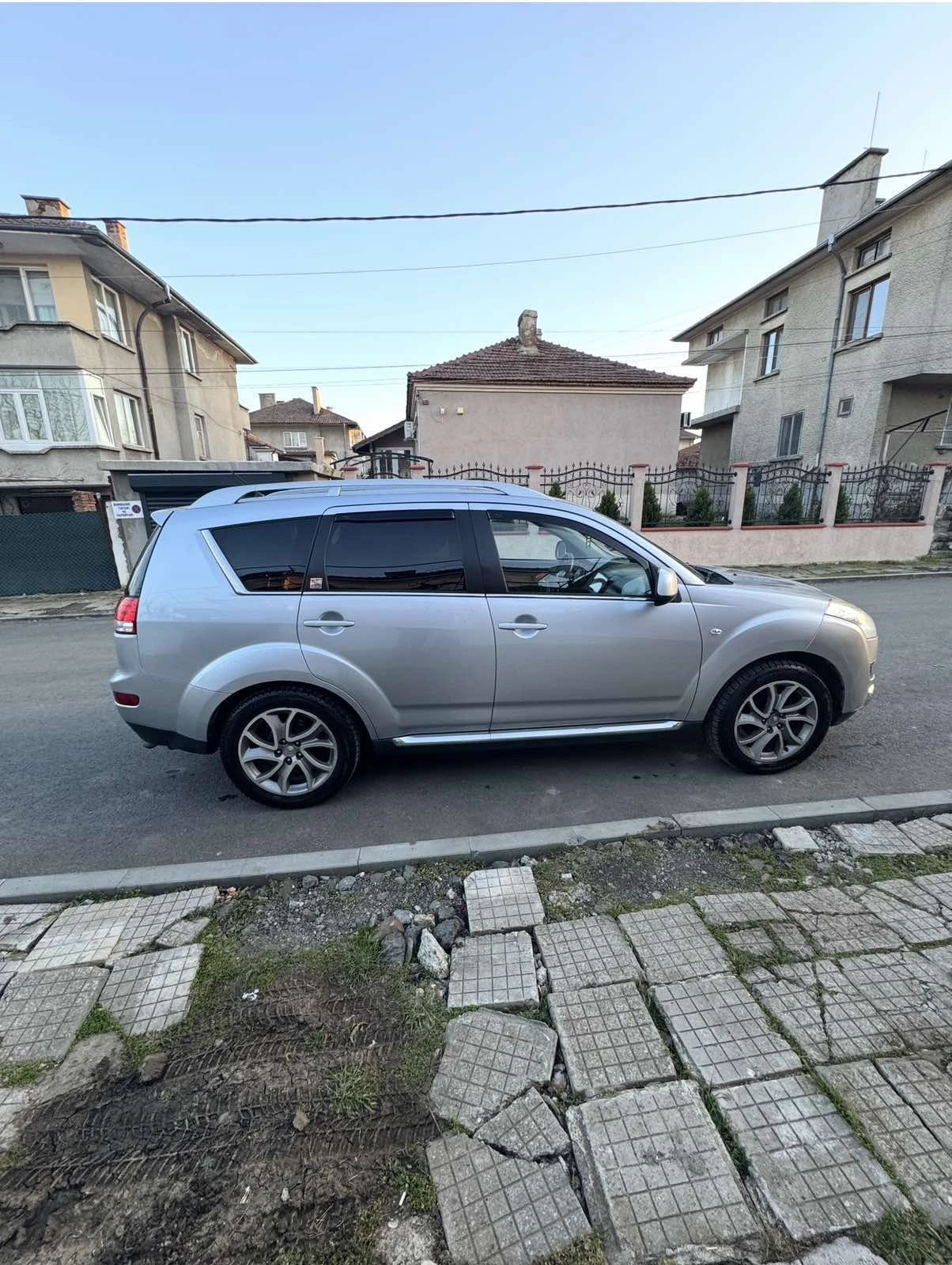 Citroen C-Crosser, снимка 4 - Автомобили и джипове - 54615116