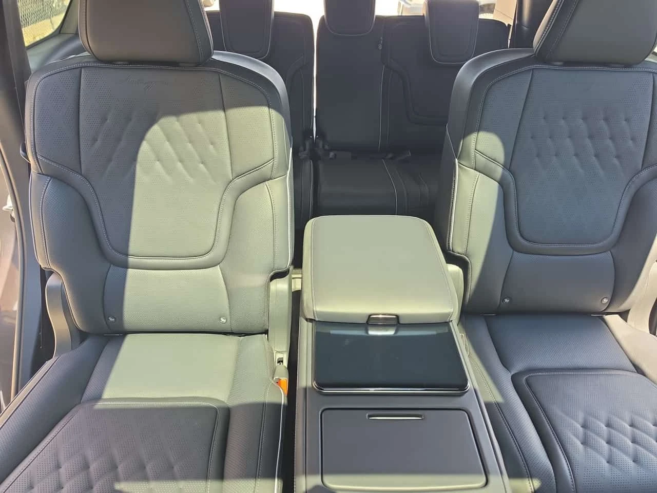 Infiniti QX80 * AUTOGRAPH * CARFAX * ���� �� �� | Mobile.bg � ����������� 14