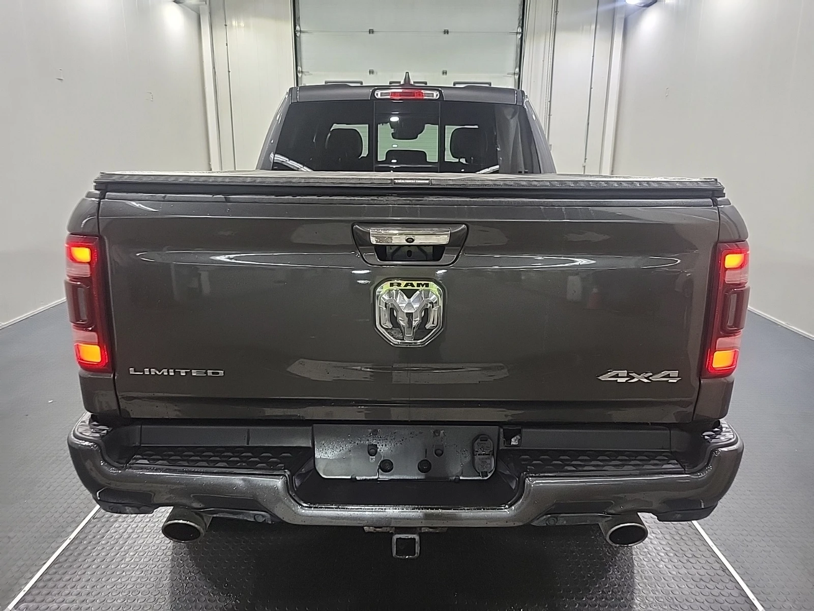 Dodge RAM 1500 Limited/AWD/5.7/H&K/Pano/Обдухване, снимка 6 - Автомобили и джипове - 55056955