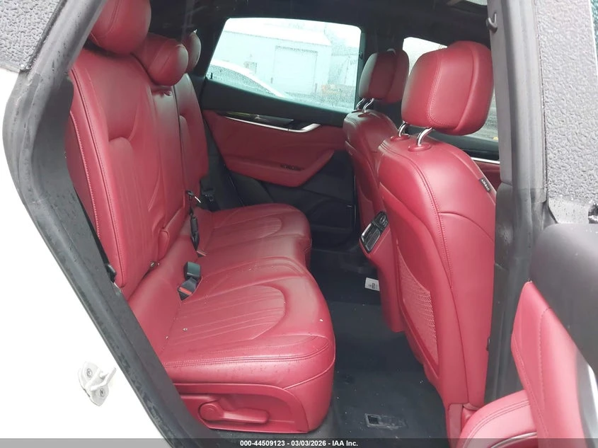 Maserati Levante 3.0l Gt, снимка 8 - Автомобили и джипове - 55130952