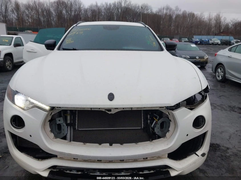 Maserati Levante 3.0l Gt, снимка 12 - Автомобили и джипове - 55130952