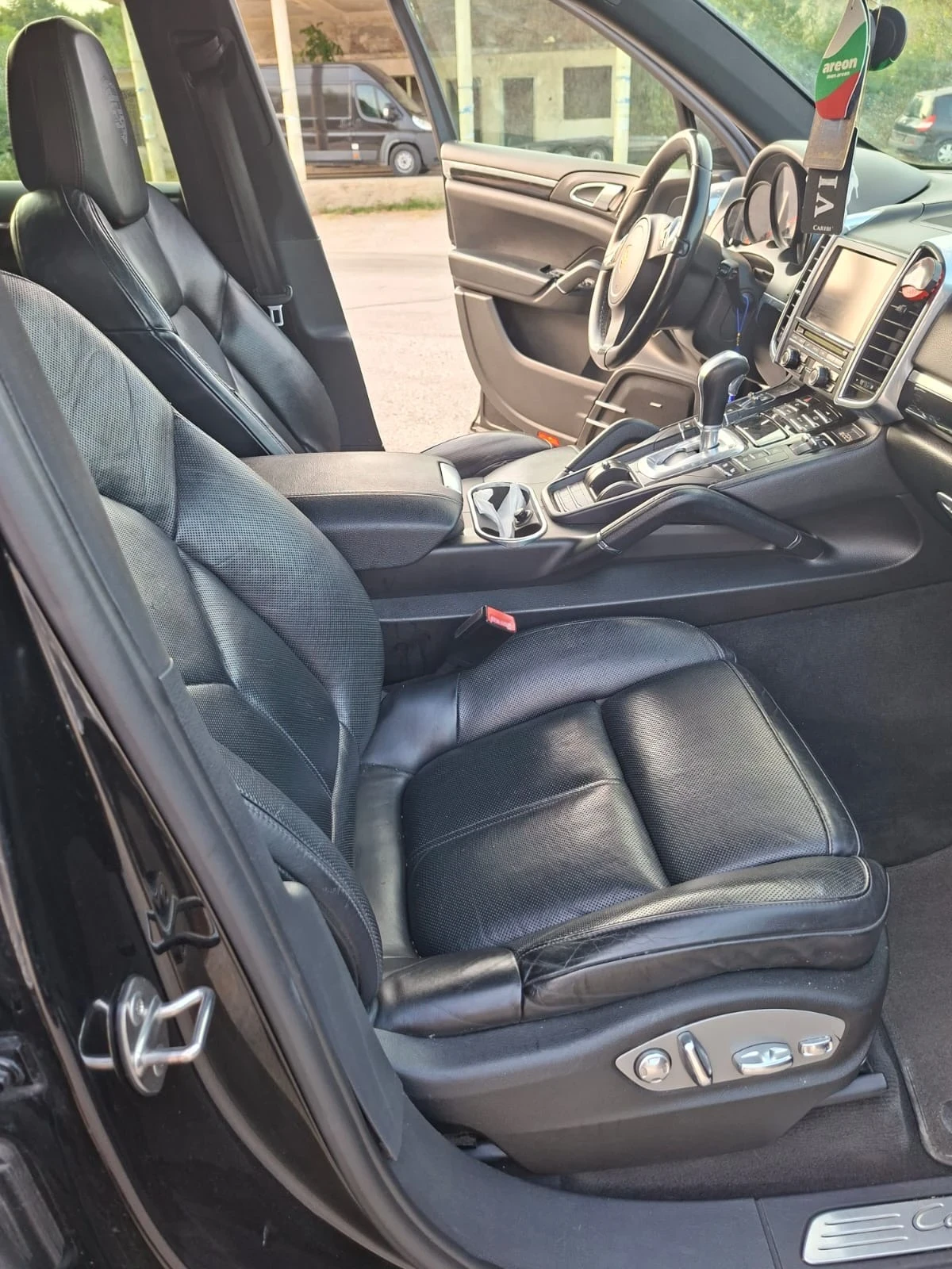 Porsche Cayenne PORSCHE 4.8 S, снимка 10 - Автомобили и джипове - 55663159