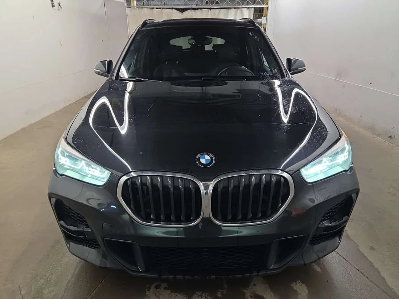 BMW X1 XDRIVE28I| ПЪЛЕН М-ПАКЕТ| AMBIENT| 2 КЛЮЧА| , снимка 17 - Автомобили и джипове - 56196112