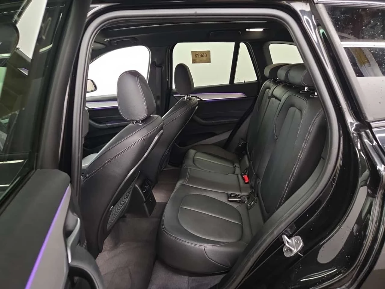 BMW X1 XDRIVE28I| ПЪЛЕН М-ПАКЕТ| AMBIENT| 2 КЛЮЧА| , снимка 11 - Автомобили и джипове - 56196112
