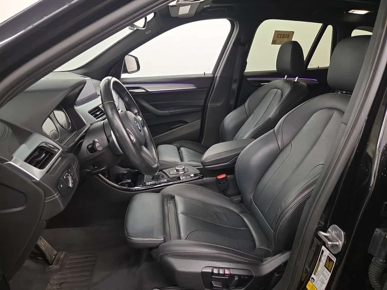 BMW X1 XDRIVE28I| ПЪЛЕН М-ПАКЕТ| AMBIENT| 2 КЛЮЧА| , снимка 5 - Автомобили и джипове - 56196112