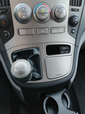 Hyundai H1 2.5, 170к.с. 8 местен , снимка 11