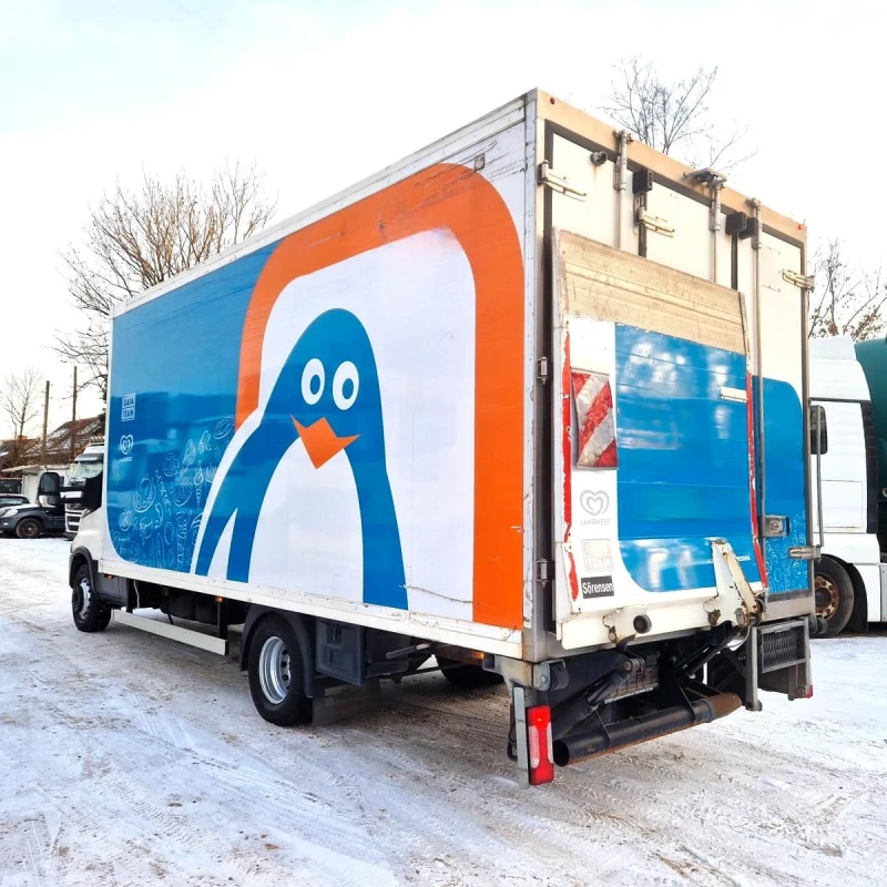 Iveco Daily 70c17* ХЛАДИЛЕН* ВРАТИ+ БОРД* КЛИМАТРОНИК* , снимка 2 - Бусове и автобуси - 53263803