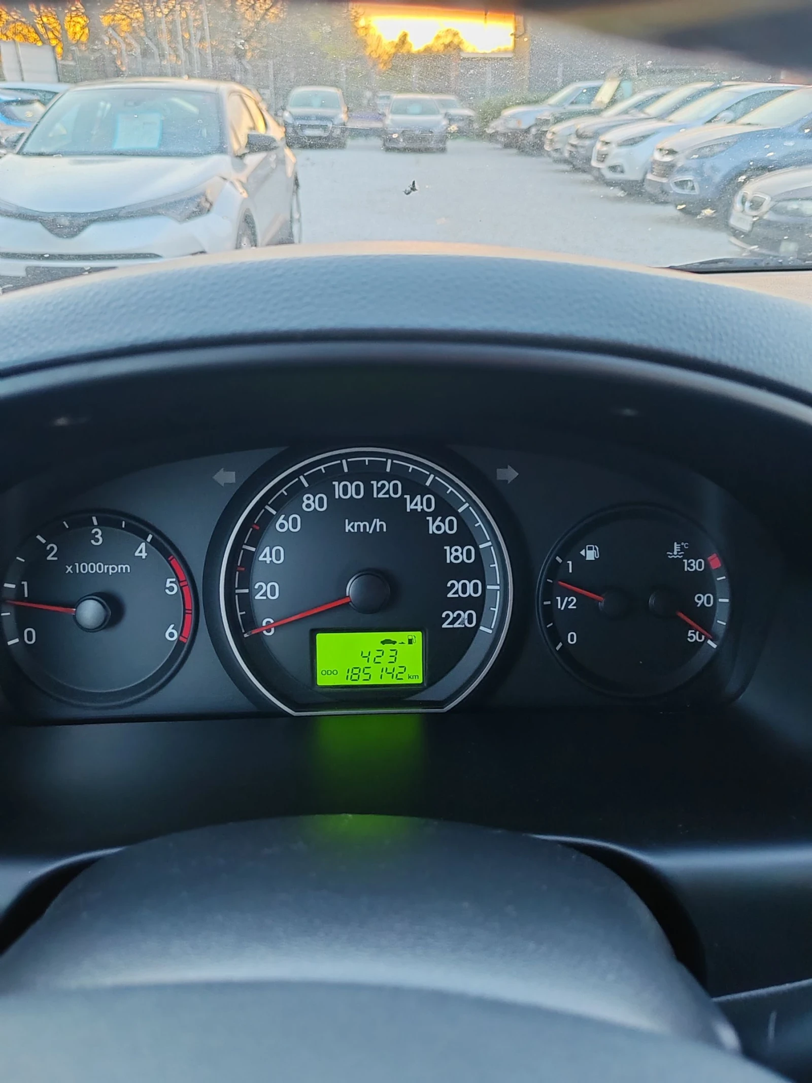 Hyundai H1 2.5, 170к.с. 8 местен , снимка 9 - Бусове и автобуси - 54118147