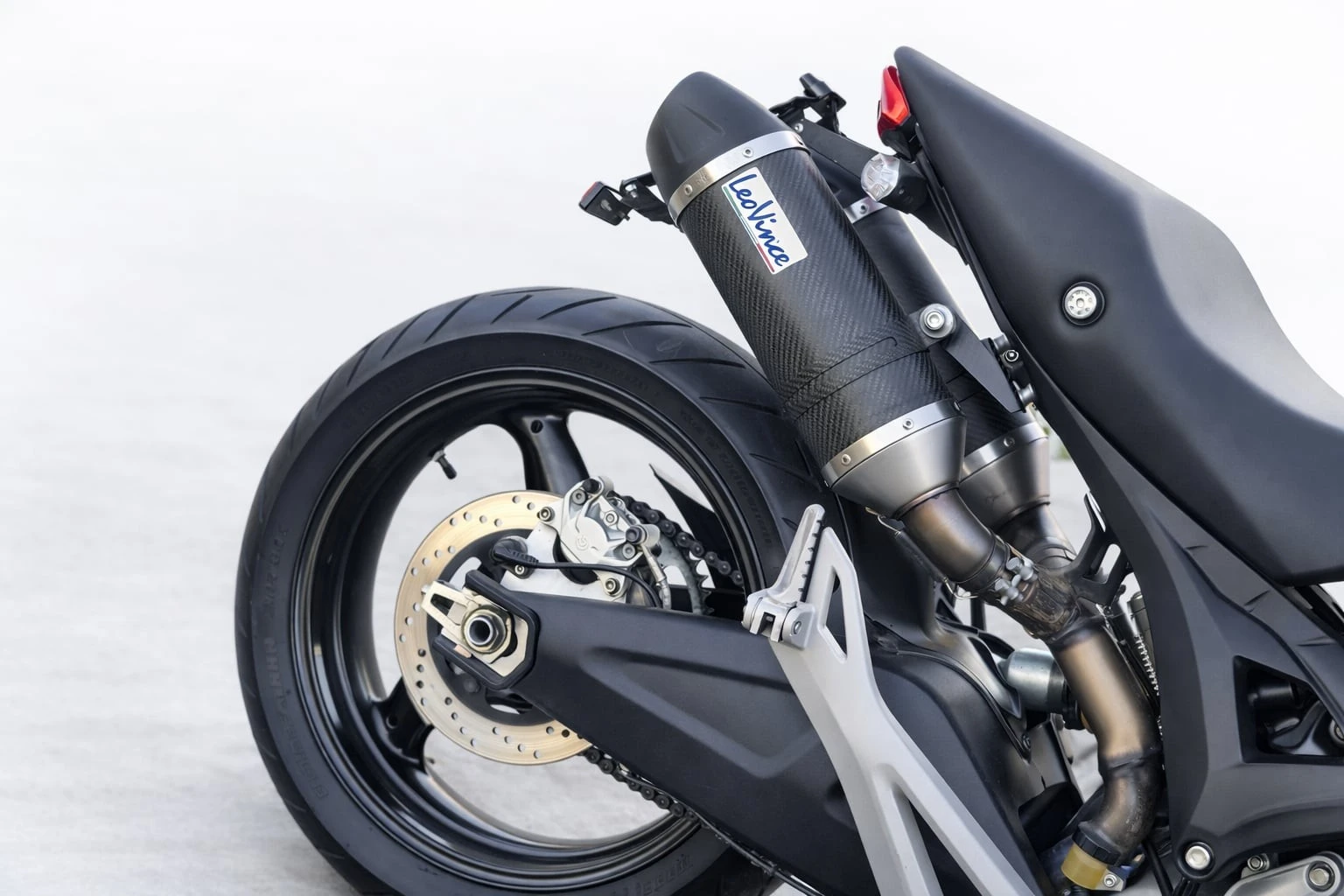 Ducati Monster 696 С ПЛАТЕНО МИТО И ДДС, снимка 9 - Мотоциклети и мототехника - 54547770