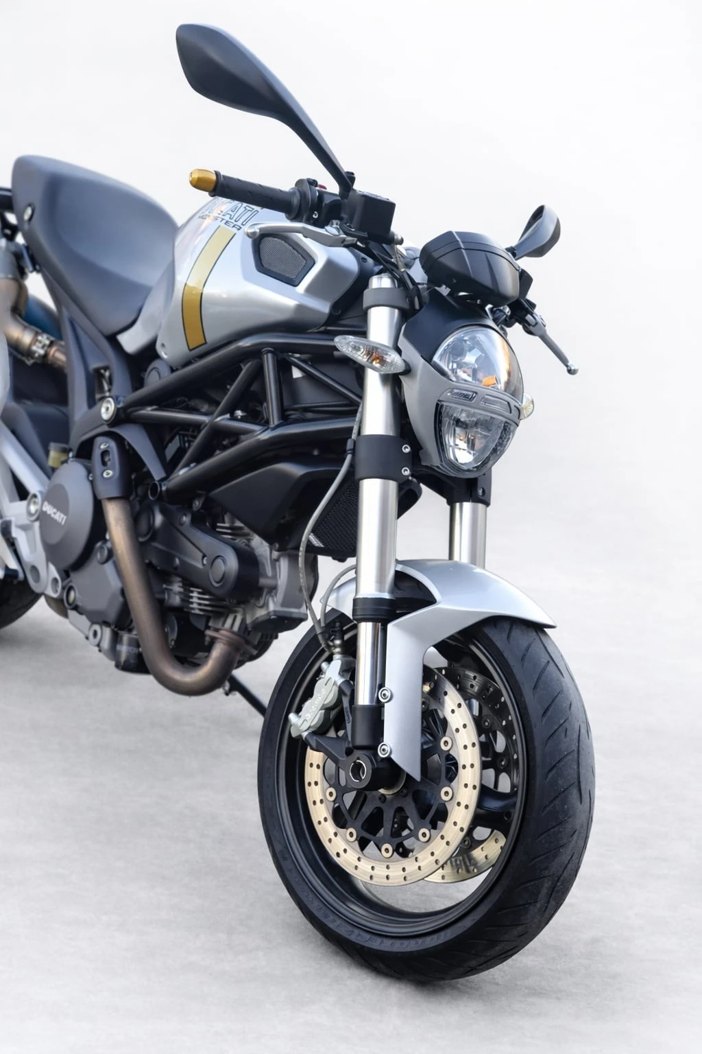 Ducati Monster 696 С ПЛАТЕНО МИТО И ДДС, снимка 5 - Мотоциклети и мототехника - 54547770