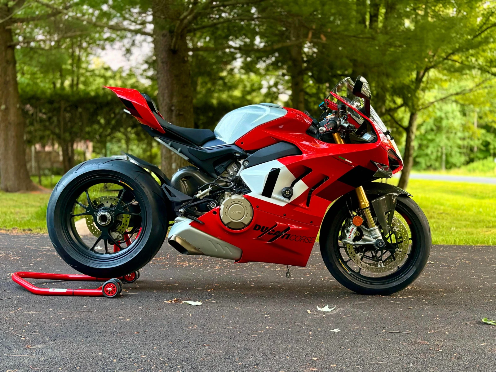 Ducati Panigale V4 R  / CARFAX / АВТОКРЕДИТ , снимка 3 - Мотоциклети и мототехника - 55538883