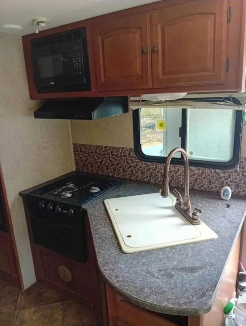 Каравана Nordstar, снимка 7 - Каравани и кемпери - 53058291